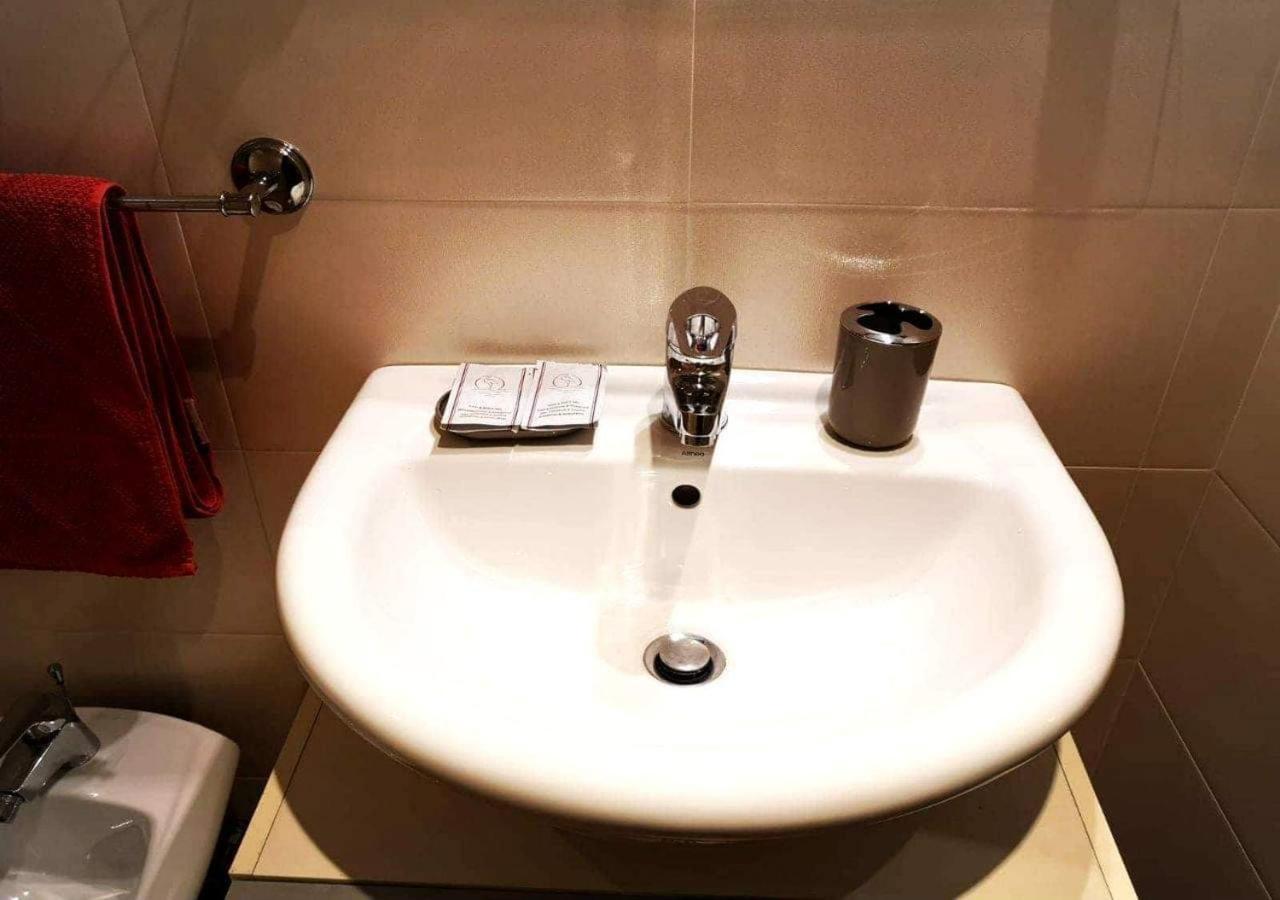 Piazza Dante 22 Apartment เนเปิลส์ ภายนอก รูปภาพ